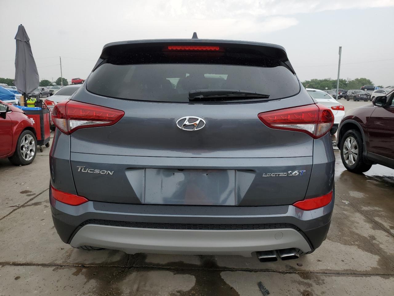 KM8J33A25JU647528 2018 Hyundai Tucson Value