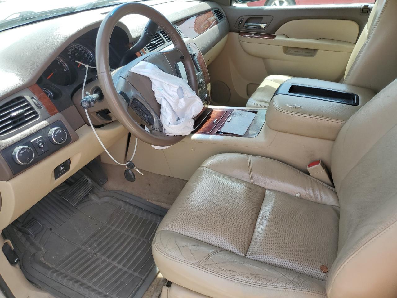 1GNSKCE01CR151854 2012 Chevrolet Tahoe K1500 Ltz