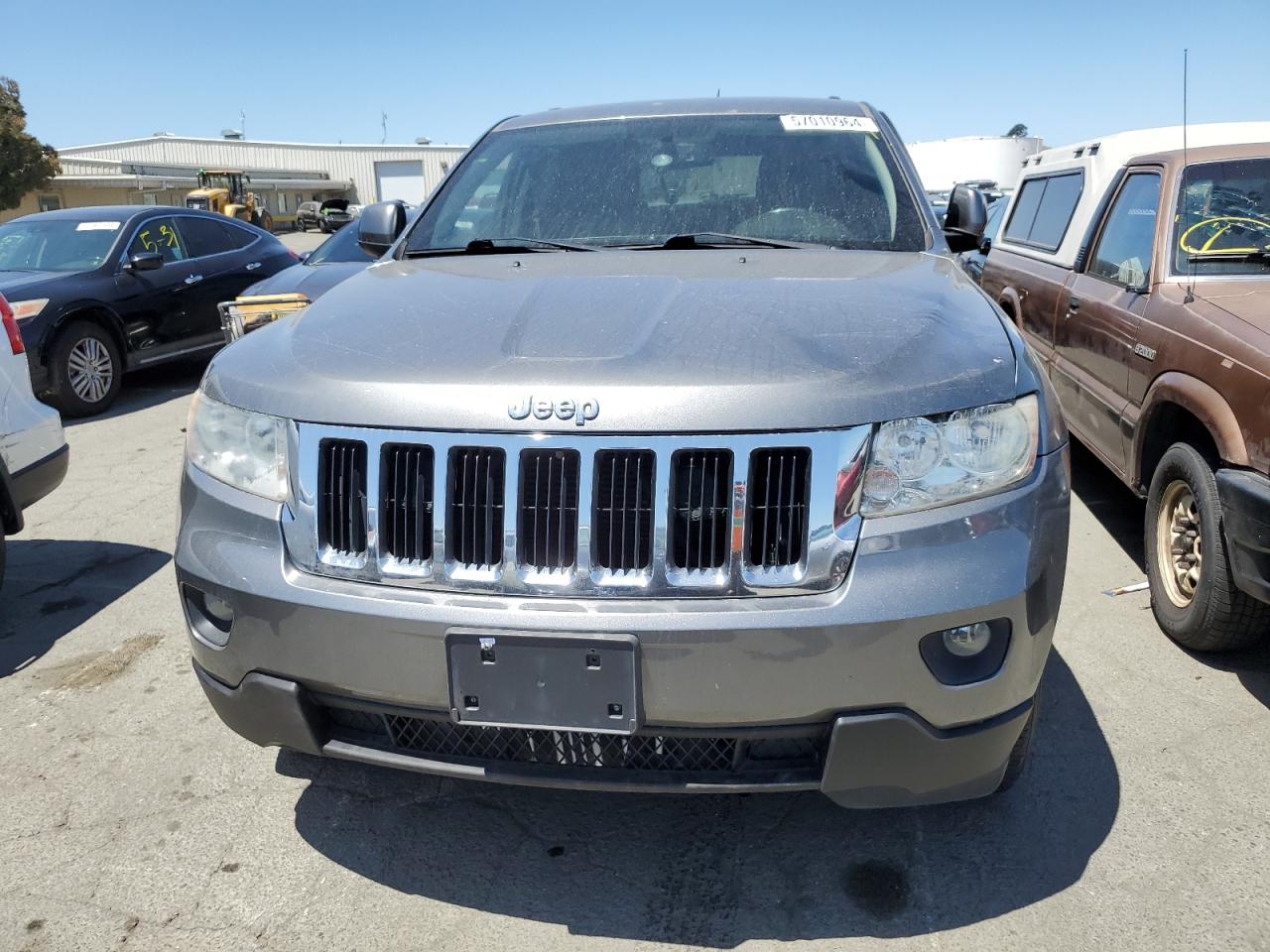 1C4RJEAG6DC528627 2013 Jeep Grand Cherokee Laredo