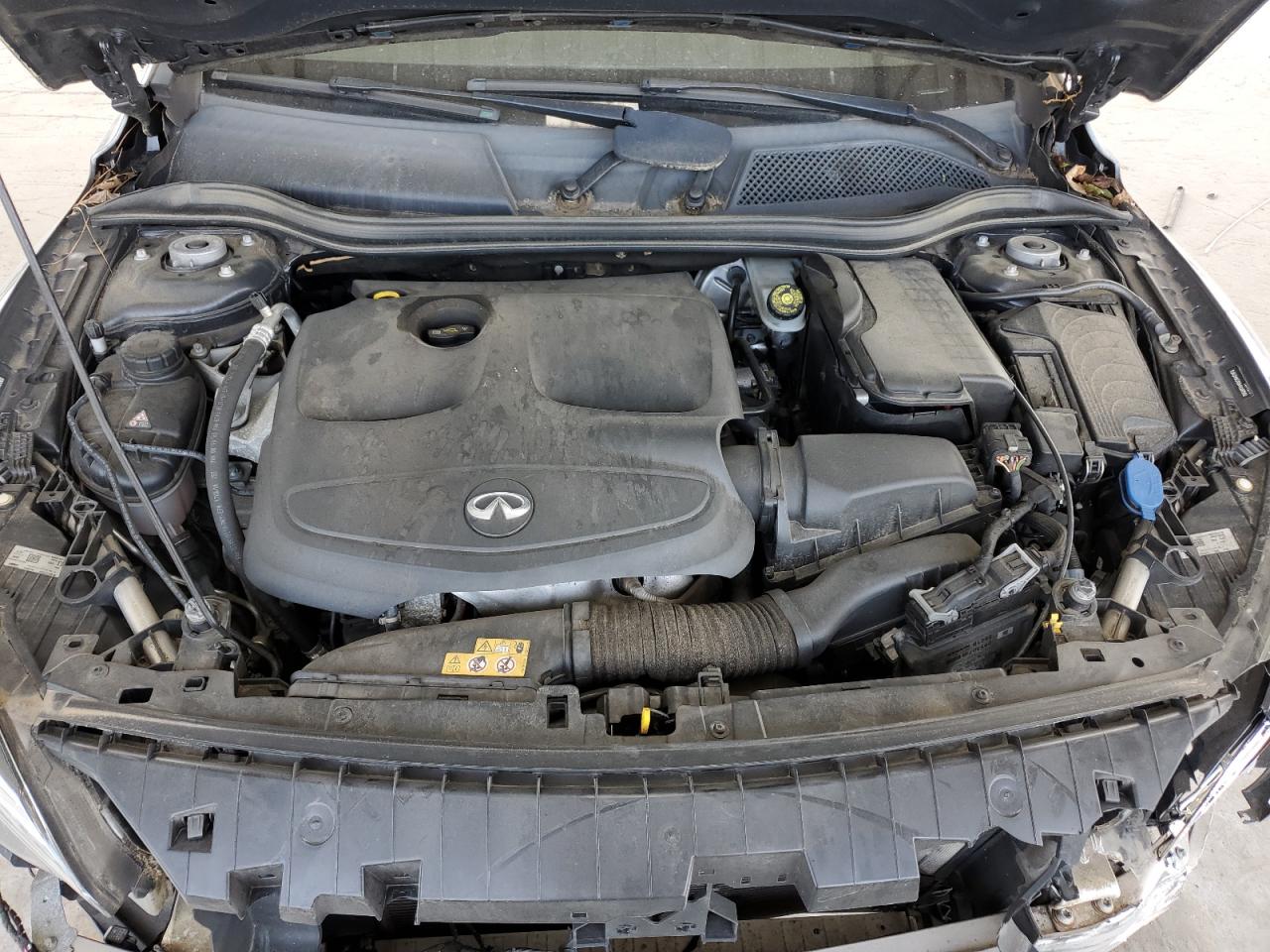 SJKCH5CR6HA020382 2017 Infiniti Qx30 Base