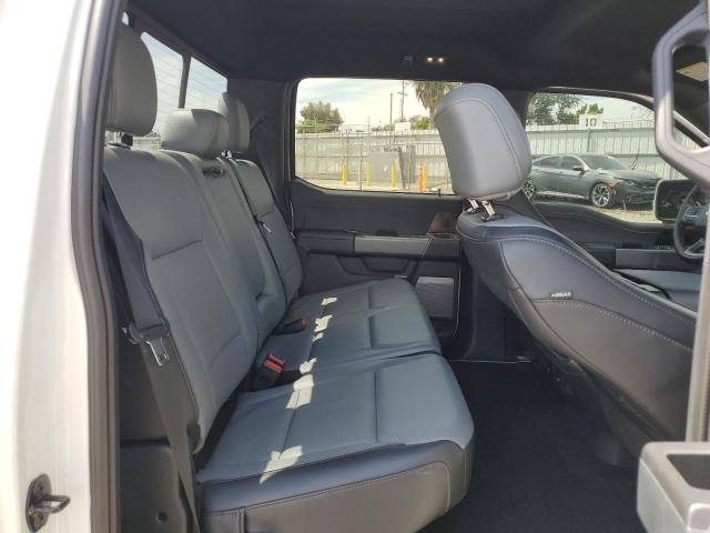 2022 Ford F150 Lightning Pro VIN: 1FTVW1EL8NWG16420 Lot: 54389524