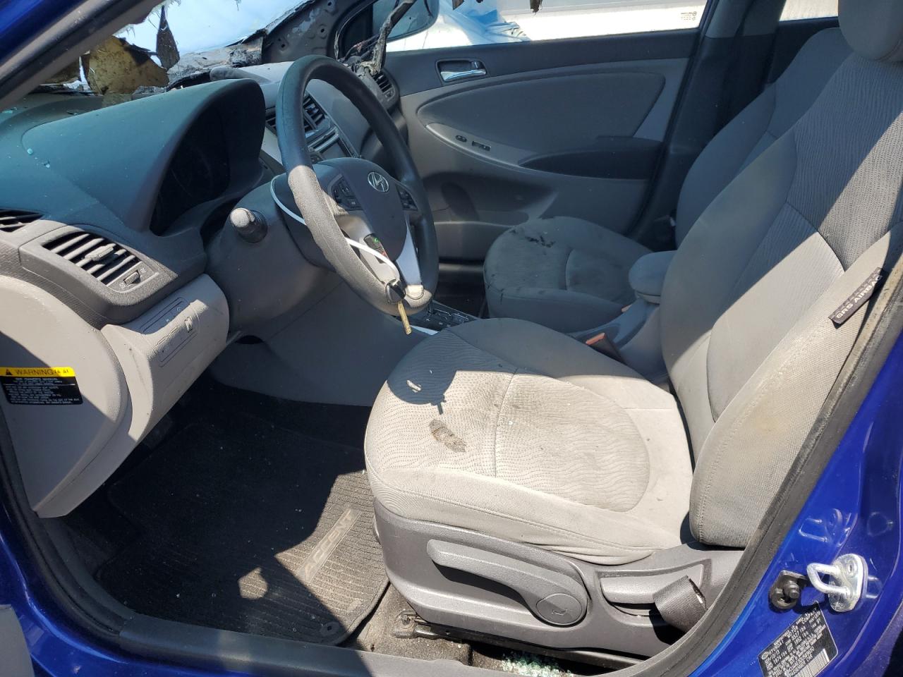 KMHCU4AE3DU569650 2013 Hyundai Accent Gls