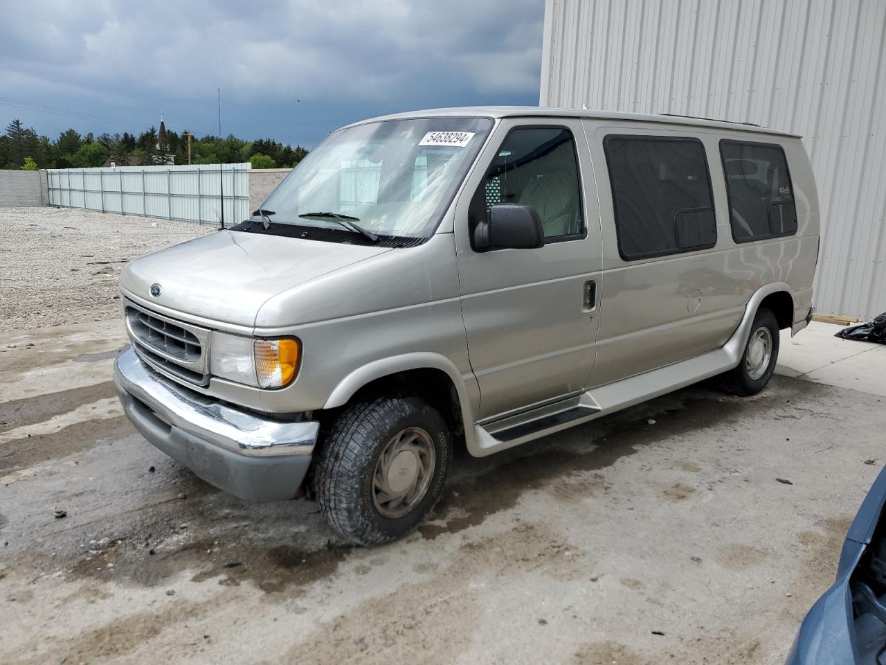 1FDRE14W11HA50675 2001 Ford Econoline E150 Van