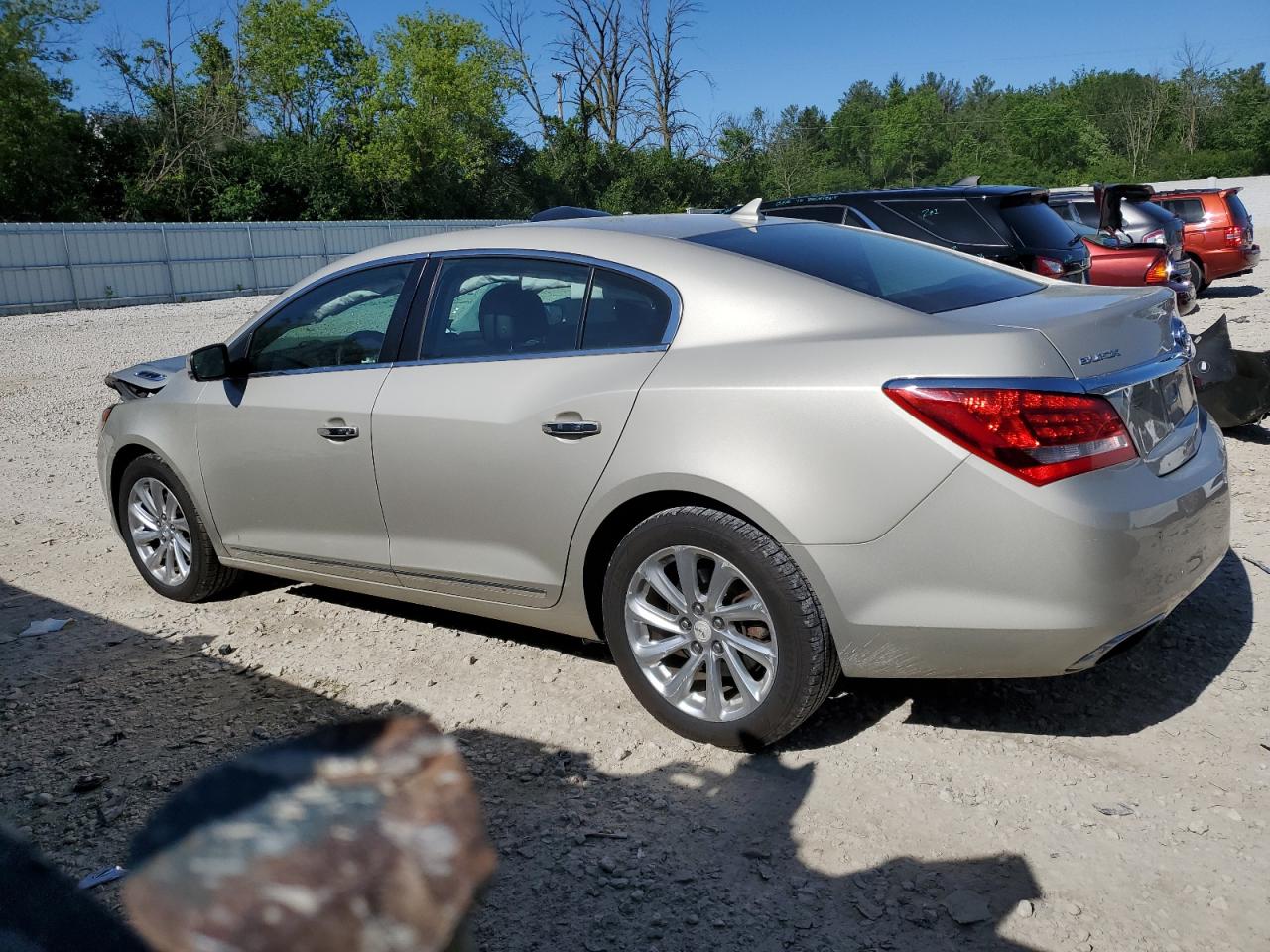 2014 Buick Lacrosse vin: 1G4GB5G32EF108500