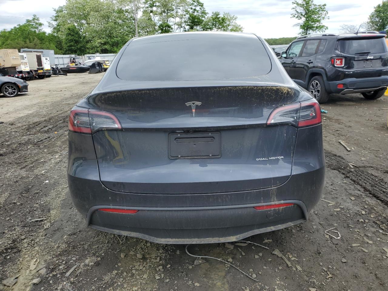 7SAYGDEE7RA244401 2024 Tesla Model Y