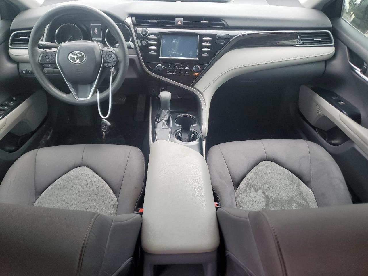 4T1B11HK0KU752323 2019 Toyota Camry L