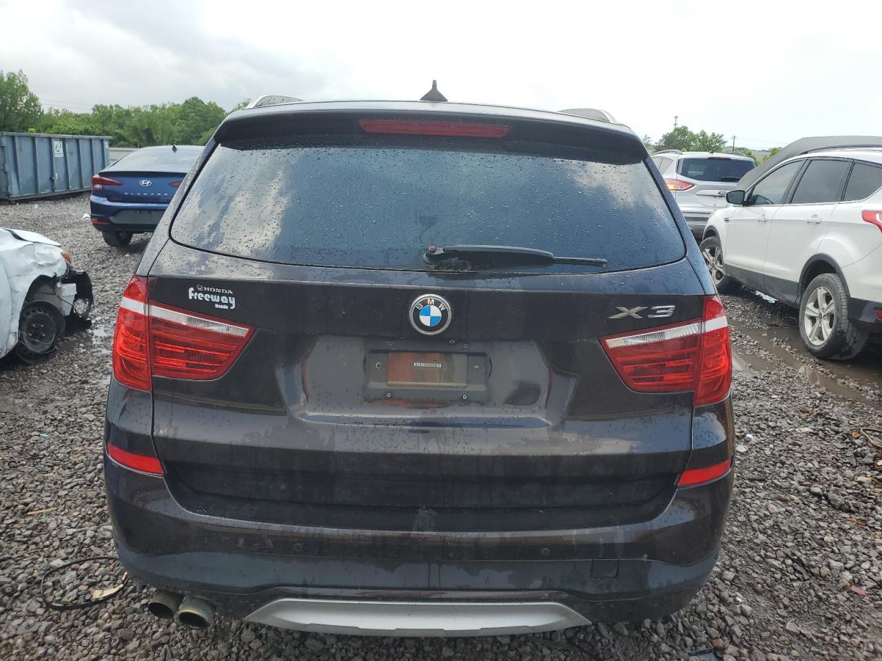 2016 BMW X3 xDrive28I vin: 5UXWX9C57G0D71637