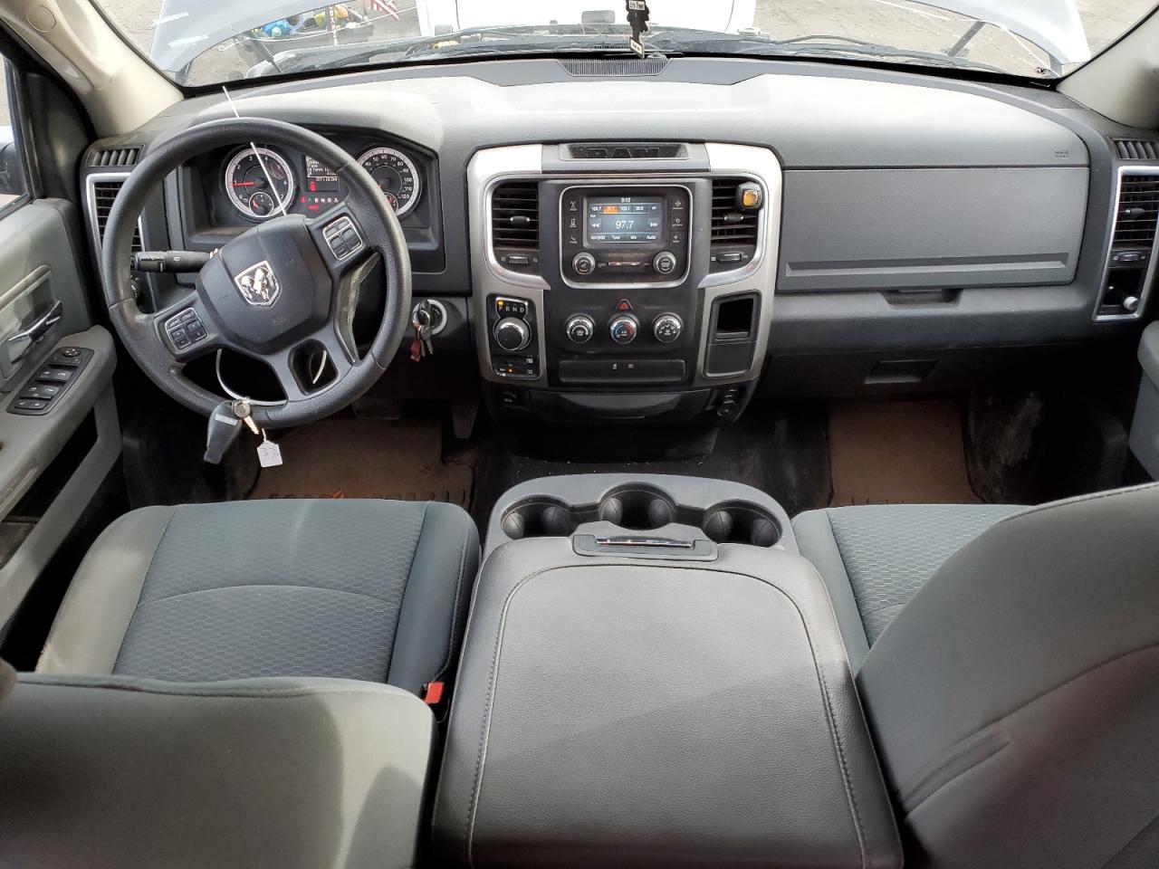 1C6RR7GT9GS149342 2016 Ram 1500 Slt