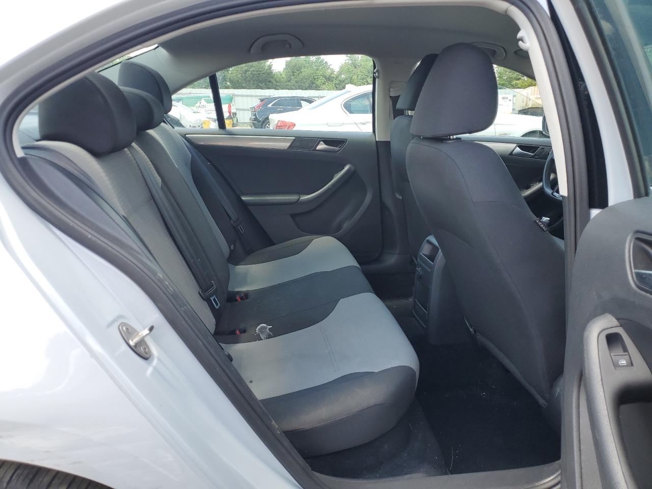 3VW167AJ4HM405612 2017 Volkswagen Jetta S