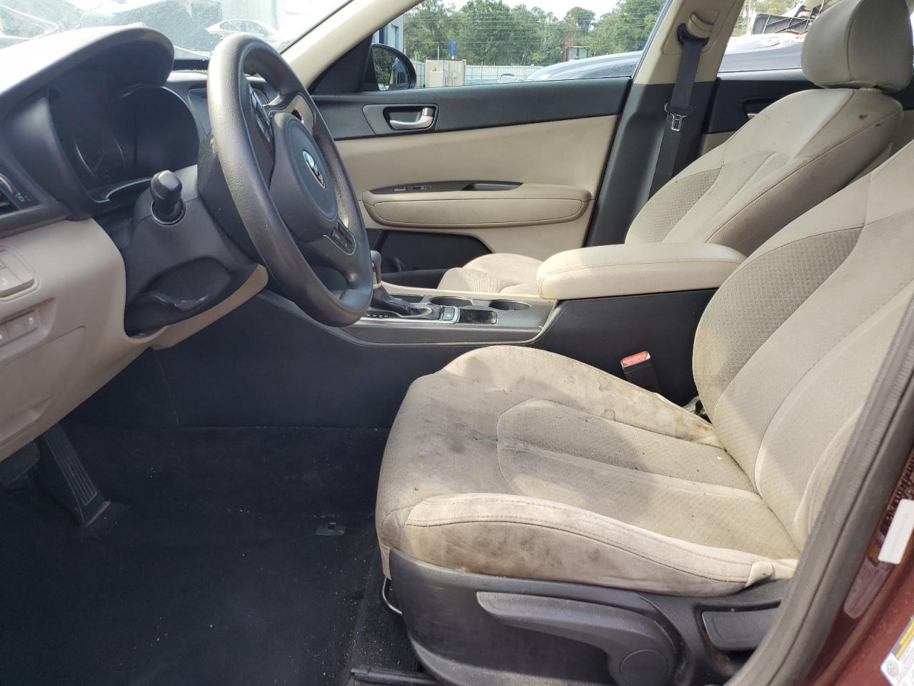 5XXGT4L3XJG269318 2018 Kia Optima Lx