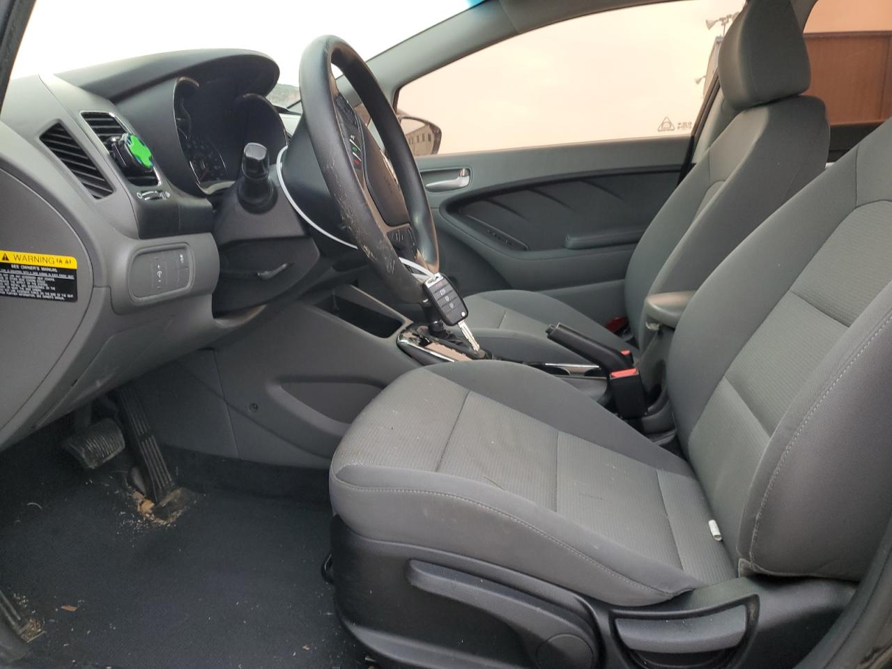 3KPFK4A74JE243567 2018 Kia Forte Lx