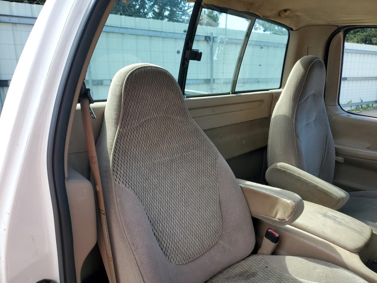 2FTDF0764VCA53097 1997 Ford F150