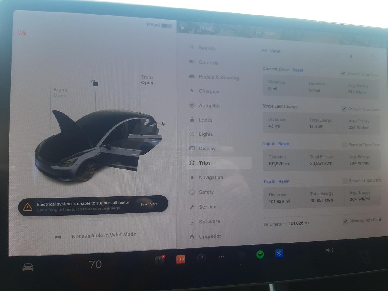 2020 Tesla Model 3 vin: 5YJ3E1EC5LF623711