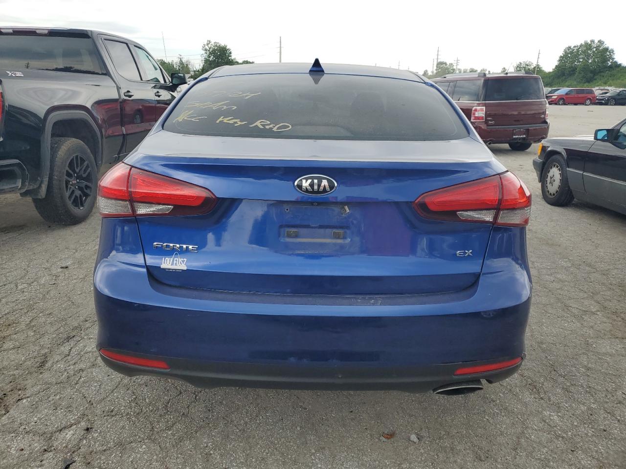 3KPFL4A82HE004695 2017 Kia Forte Ex