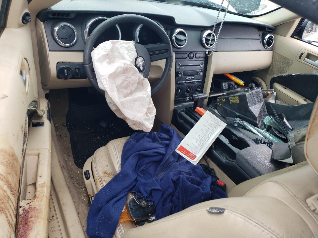 1ZVHT80N885188833 2008 Ford Mustang