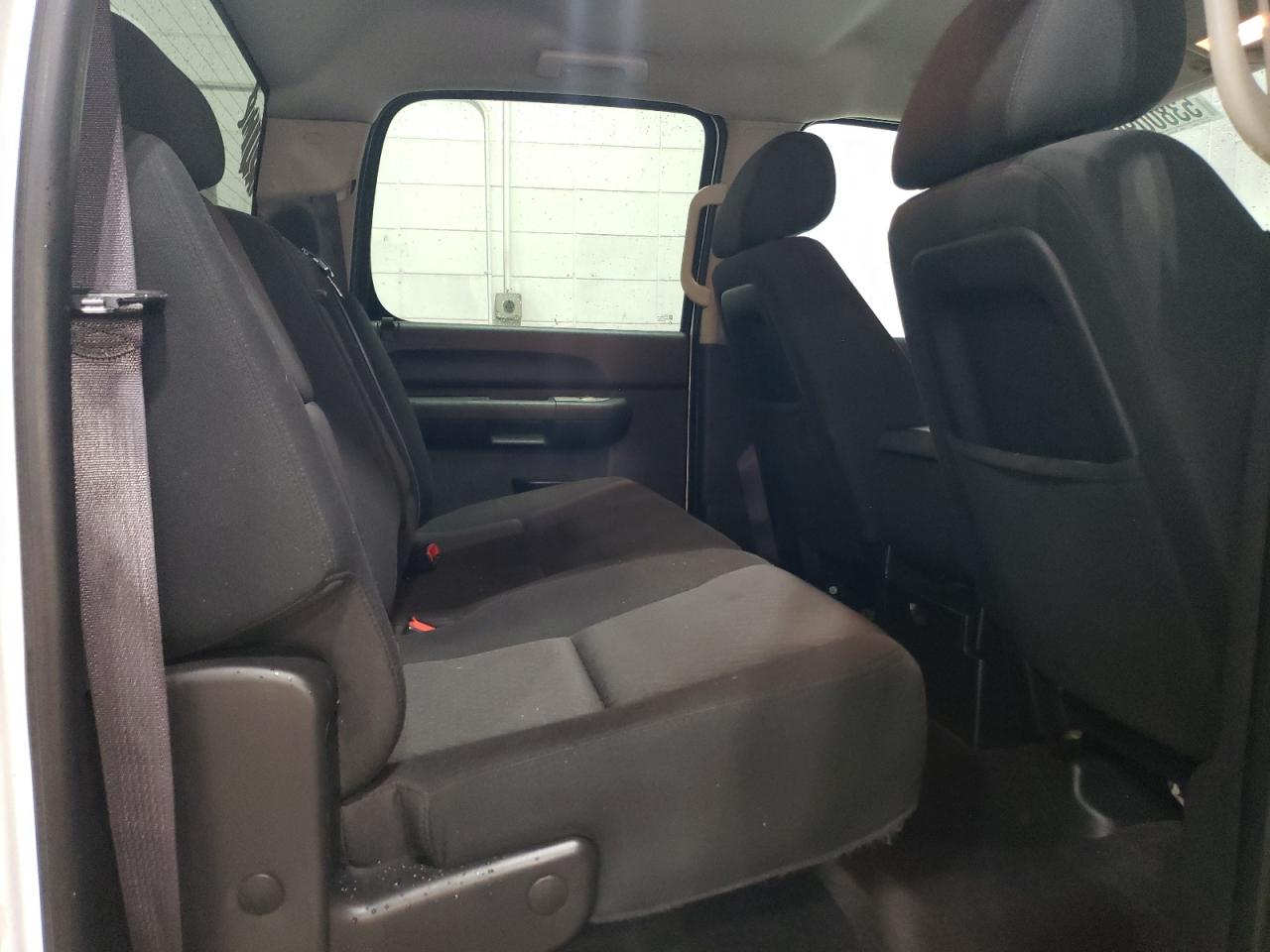 3GCPKSE26BG286448 2011 Chevrolet Silverado K1500 Lt