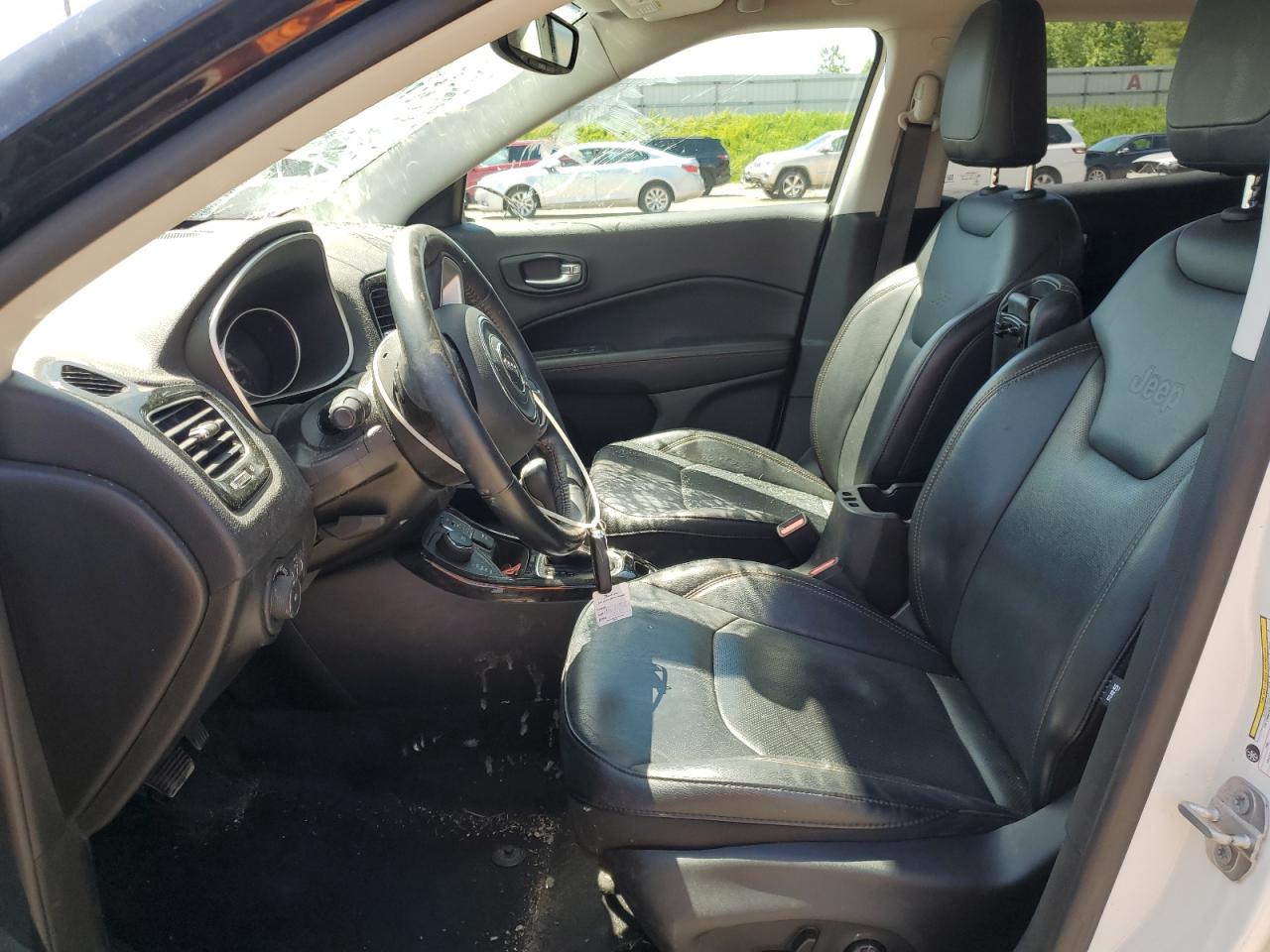 3C4NJDCB7KT733868 2019 Jeep Compass Limited