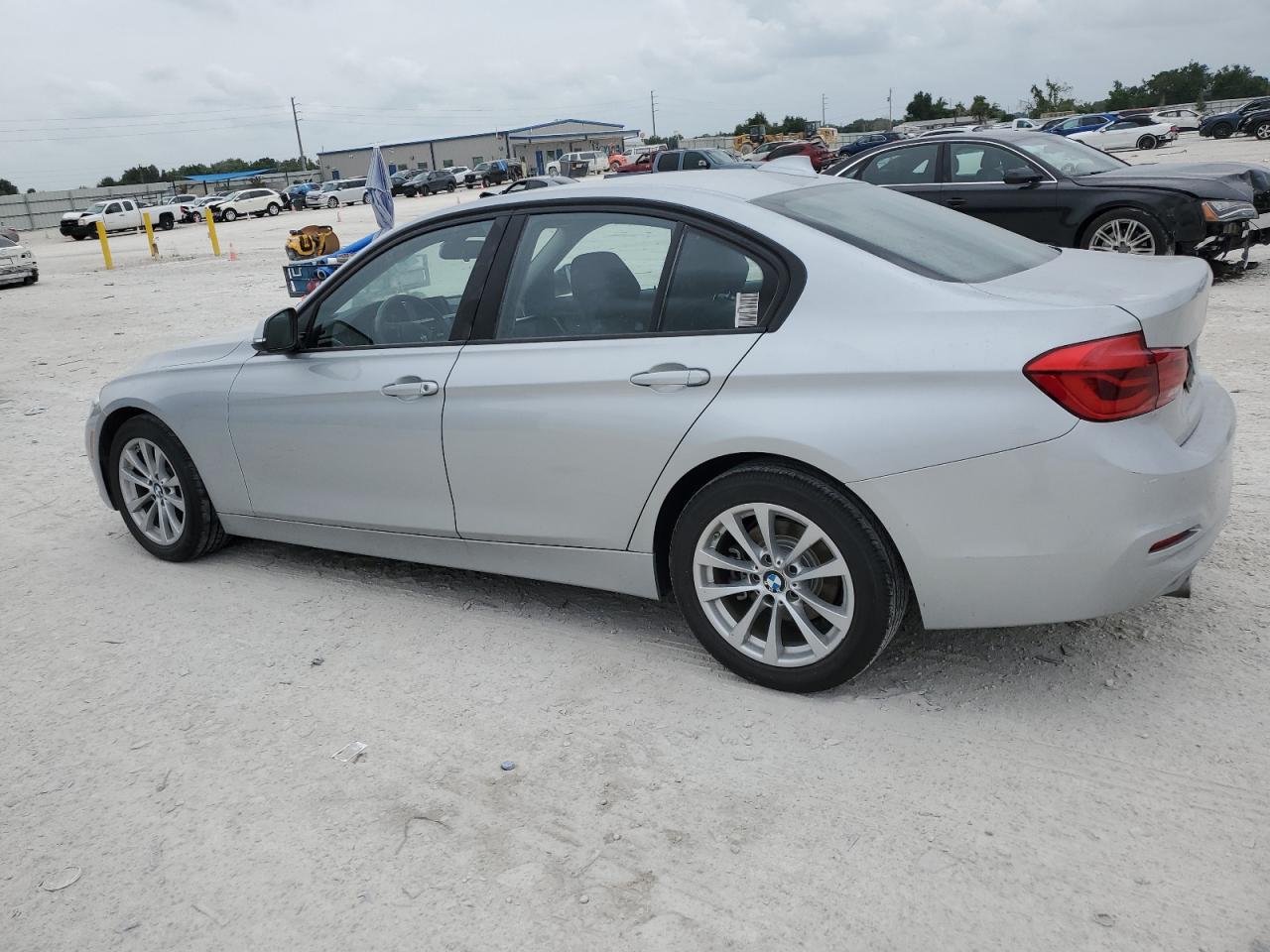 WBA8A9C54JAH12549 2018 BMW 320 I