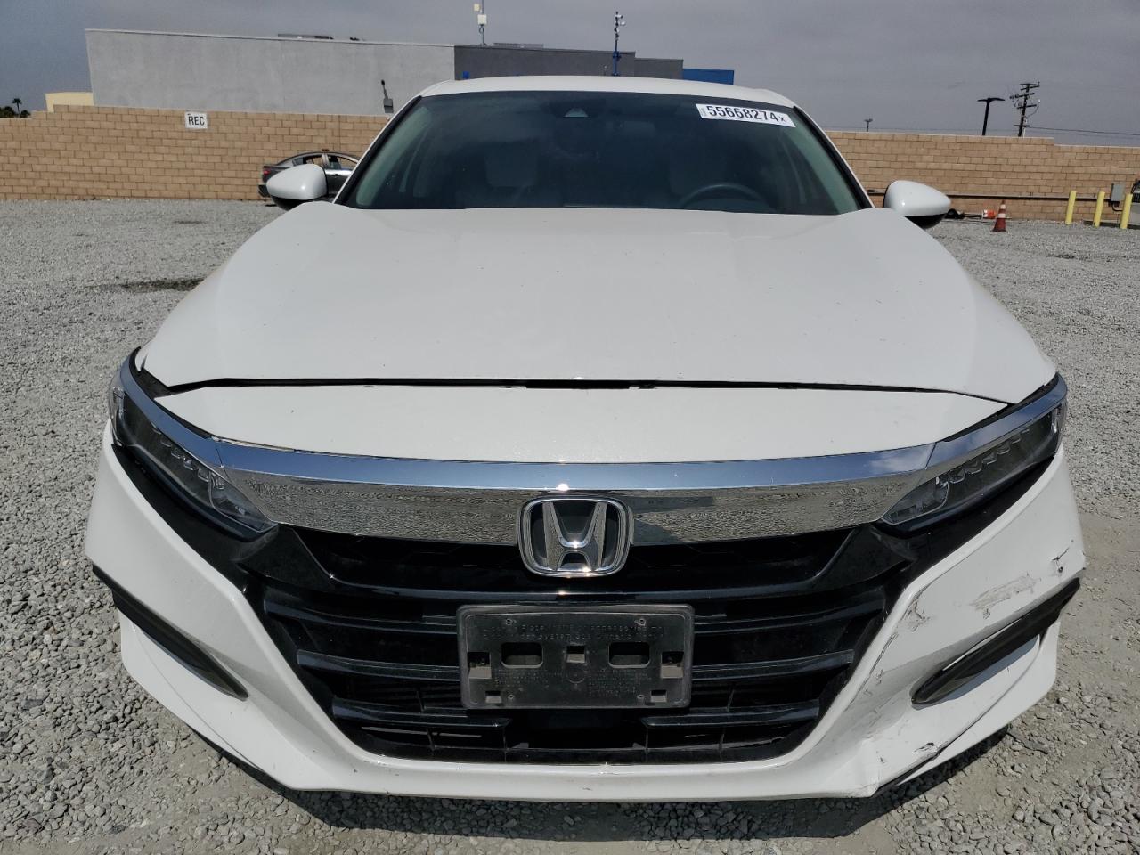 1HGCV1F17JA263247 2018 Honda Accord Lx