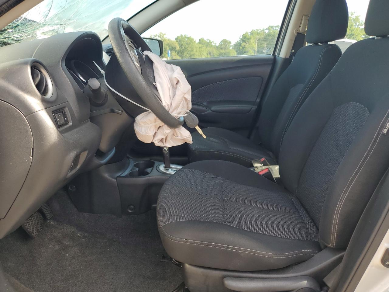 3N1CN7AP1FL832724 2015 Nissan Versa S