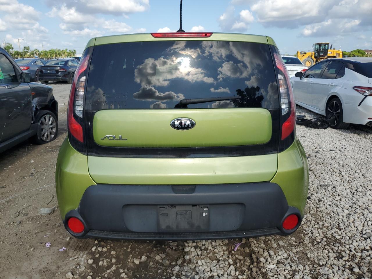 KNDJN2A29F7812060 2015 Kia Soul