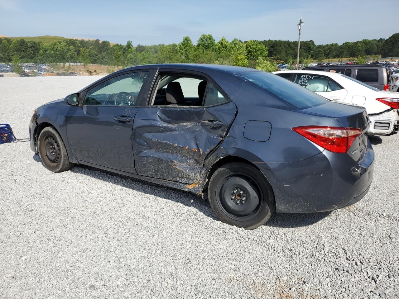 2017 Toyota Corolla L vin: 5YFBURHE8HP655882