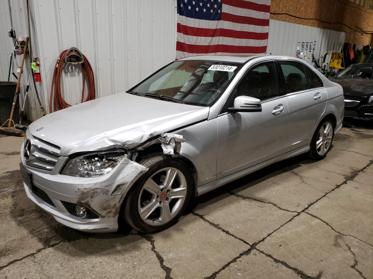 WDDGF8BB3AF484437 2010 Mercedes-Benz C 300 4Matic