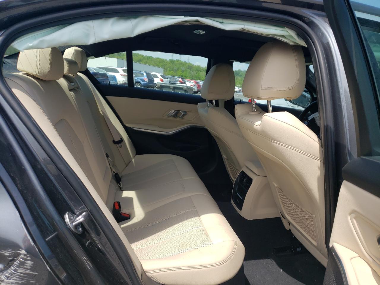 3MW5R7J08N8C33007 2022 BMW 330Xi