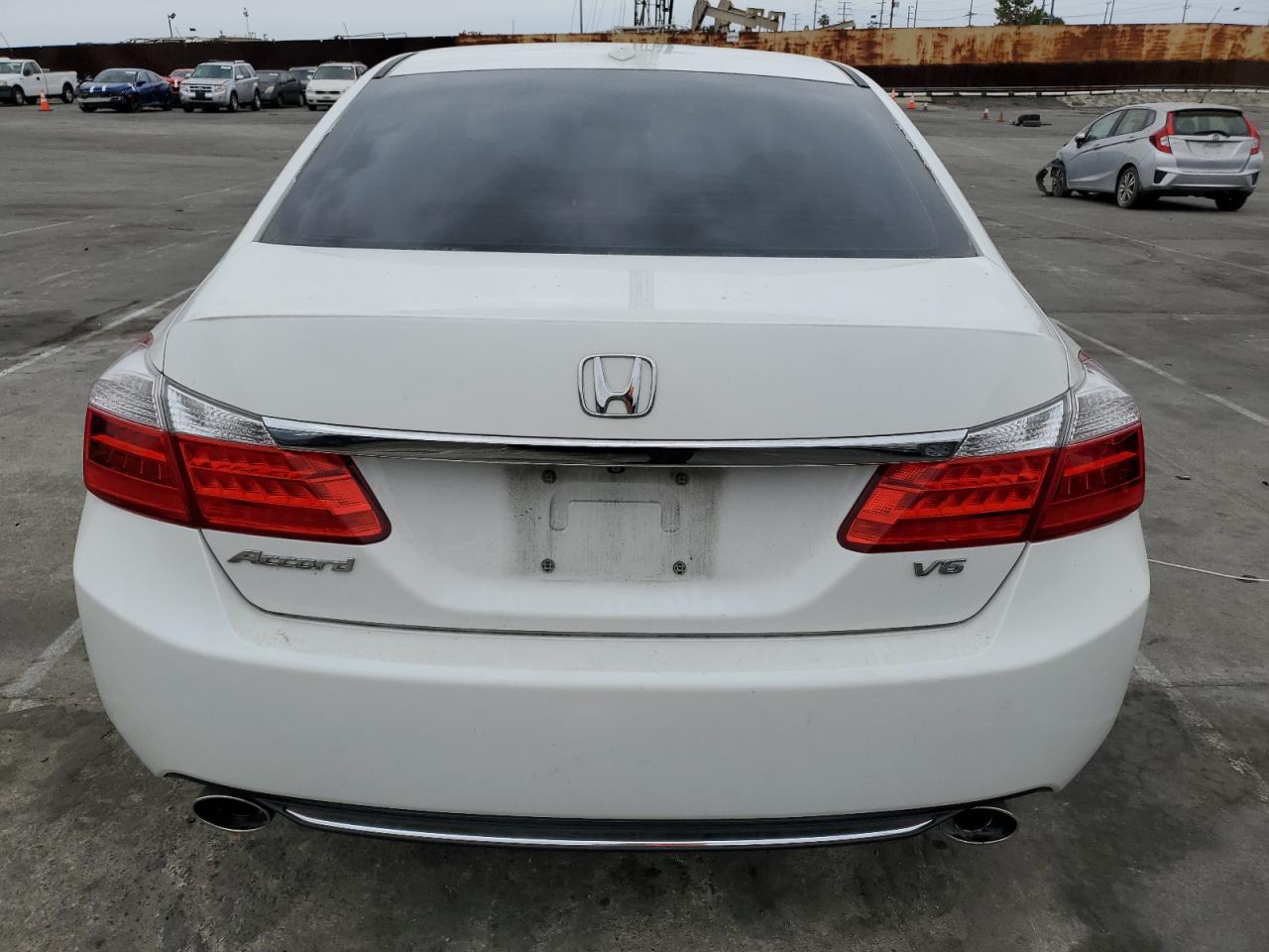 1HGCR3F83FA031295 2015 Honda Accord Exl