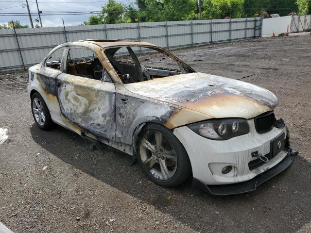 VIN WBAUP9C54DVS95537 2013 BMW 1 SERIES no.4