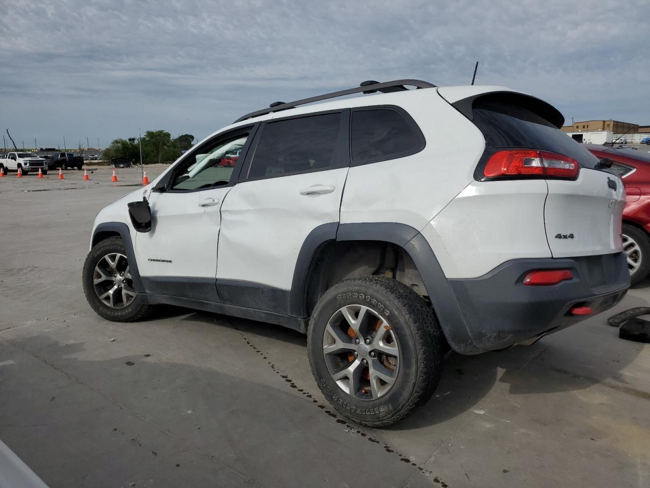 1C4PJMBB0GW227584 2016 Jeep Cherokee Trailhawk