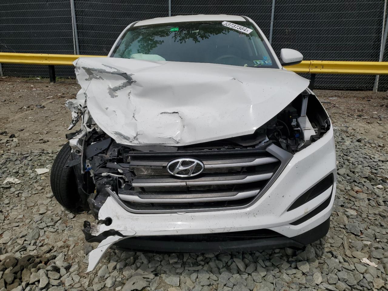 KM8J23A4XHU271228 2017 Hyundai Tucson Se