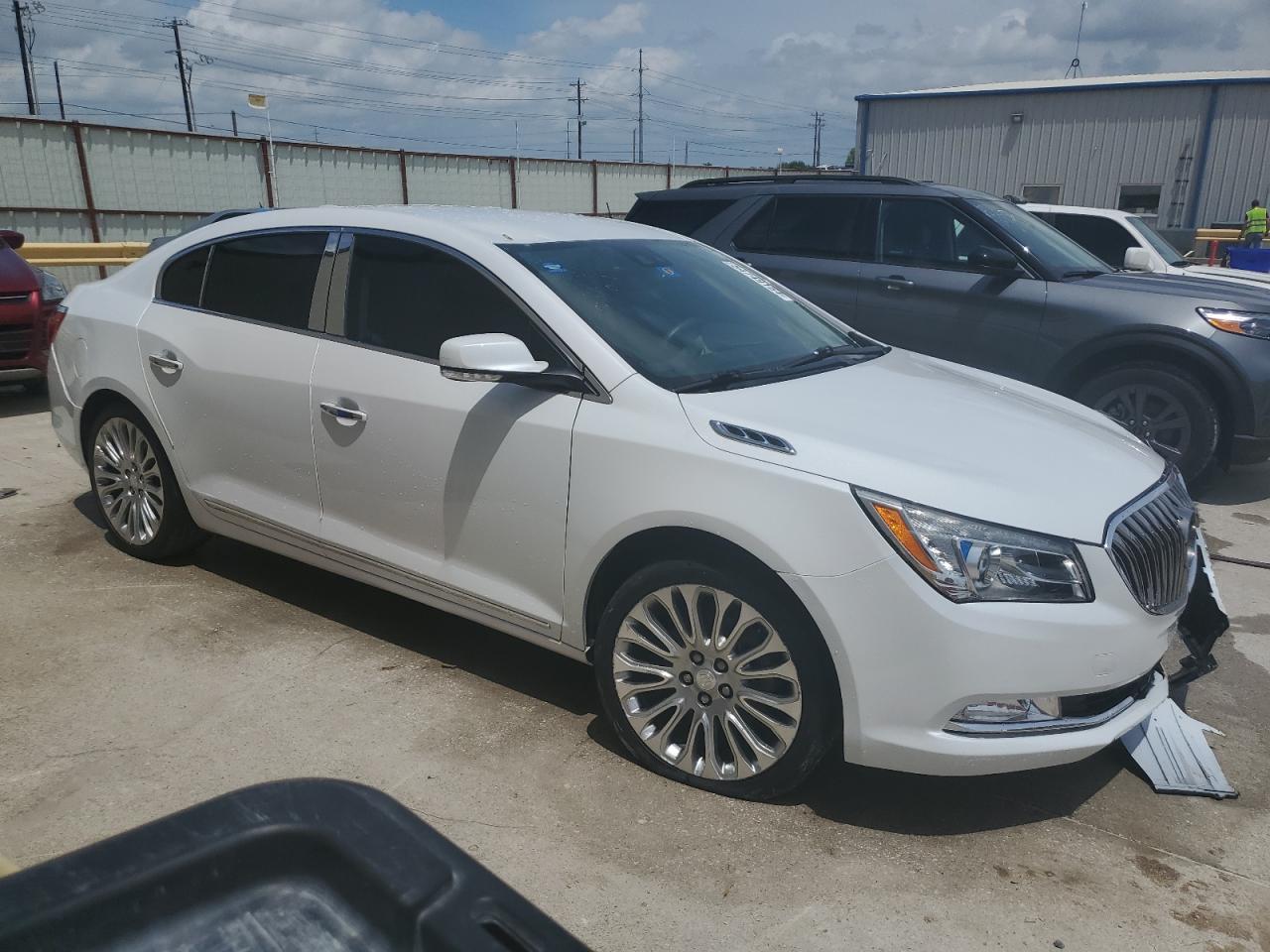 1G4GF5G33FF167917 2015 Buick Lacrosse Premium