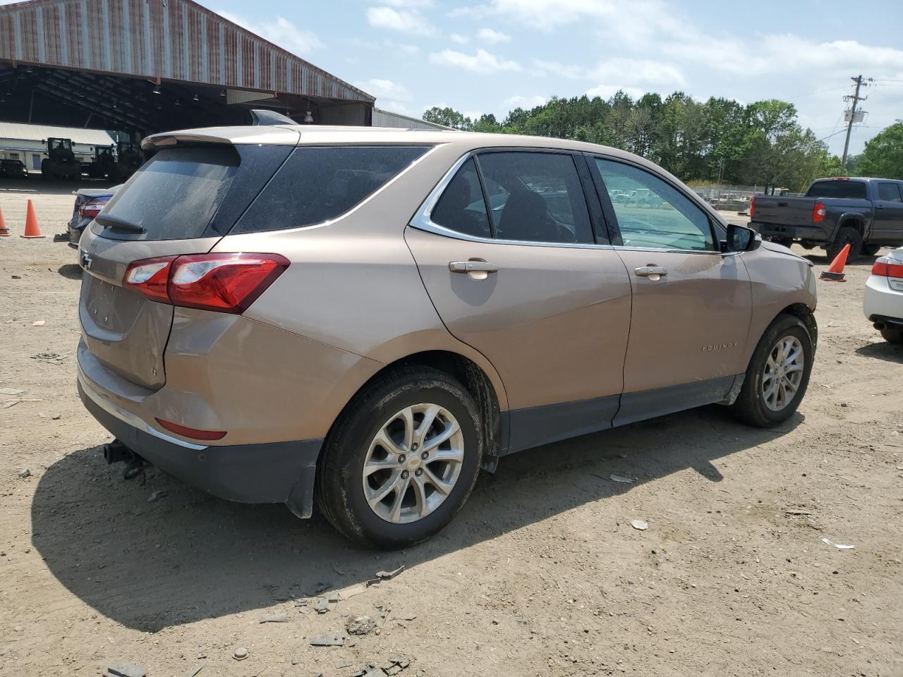 2GNAXKEV9K6207830 2019 Chevrolet Equinox Lt