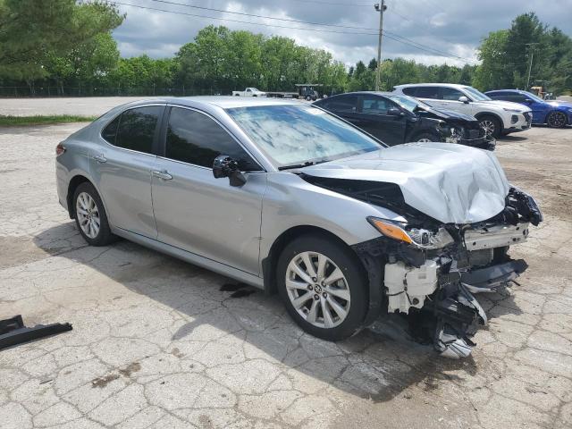 VIN 4T1C11AK0LU500040 2020 Toyota Camry, LE no.4