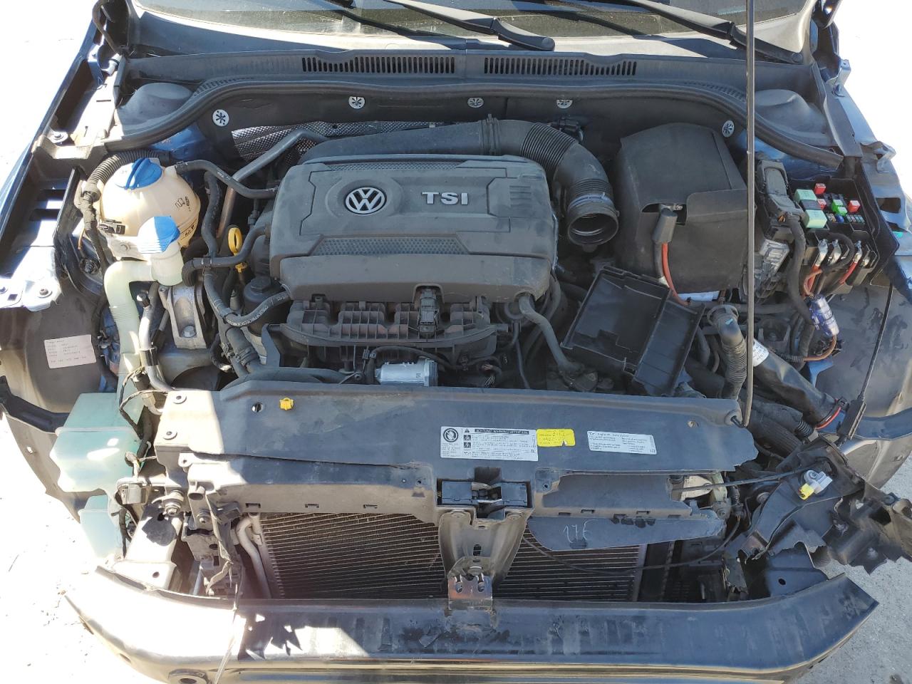 3VWD17AJ5FM340066 2015 Volkswagen Jetta Se