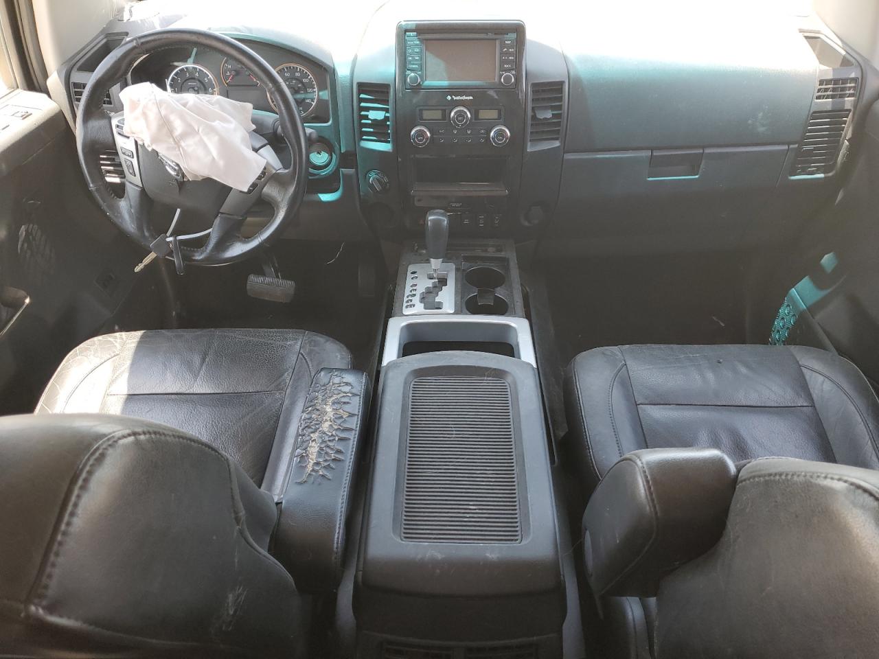 1N6BA0EC6DN313438 2013 Nissan Titan S