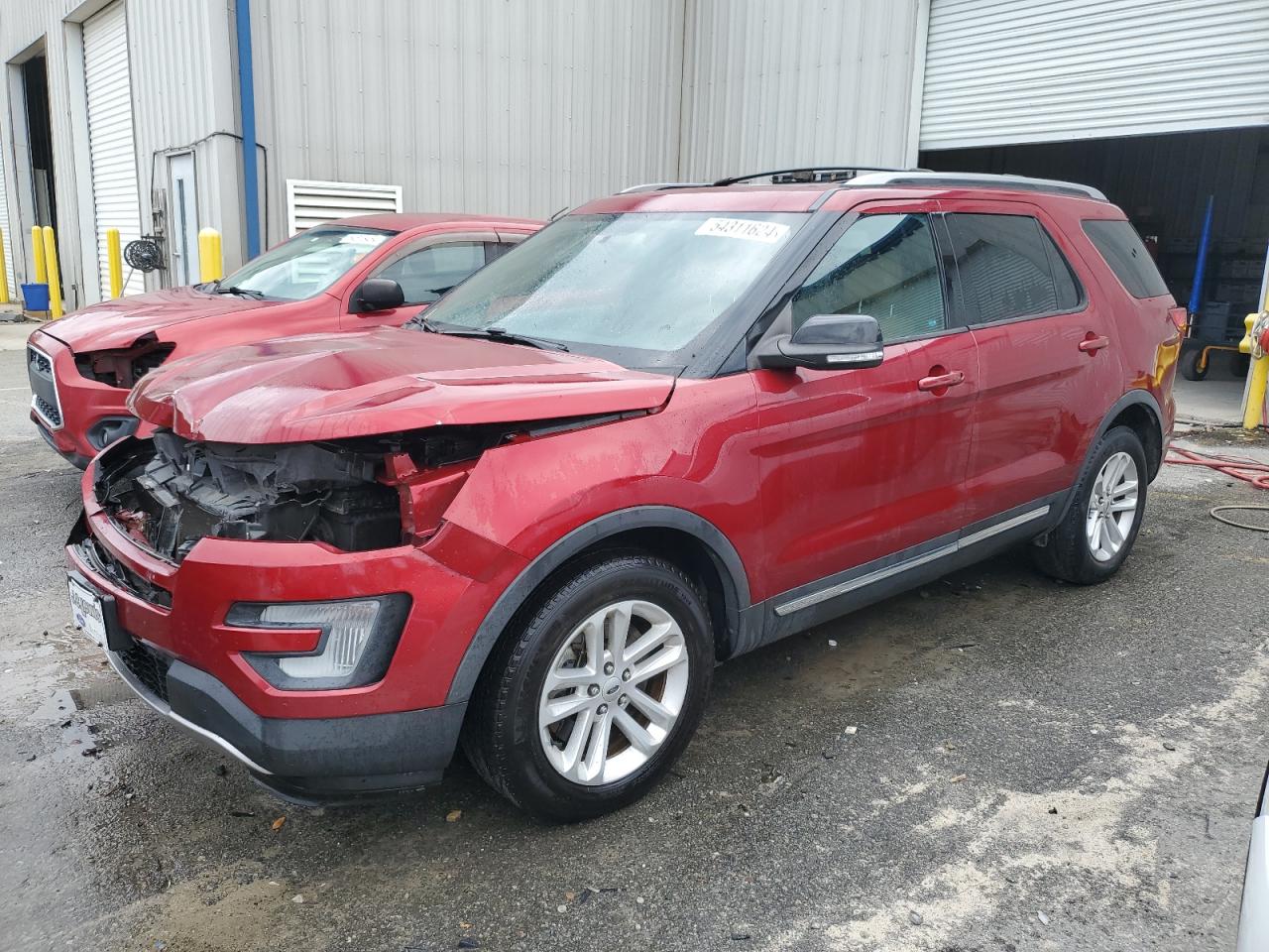 1FM5K7D89HGD40688 2017 Ford Explorer Xlt