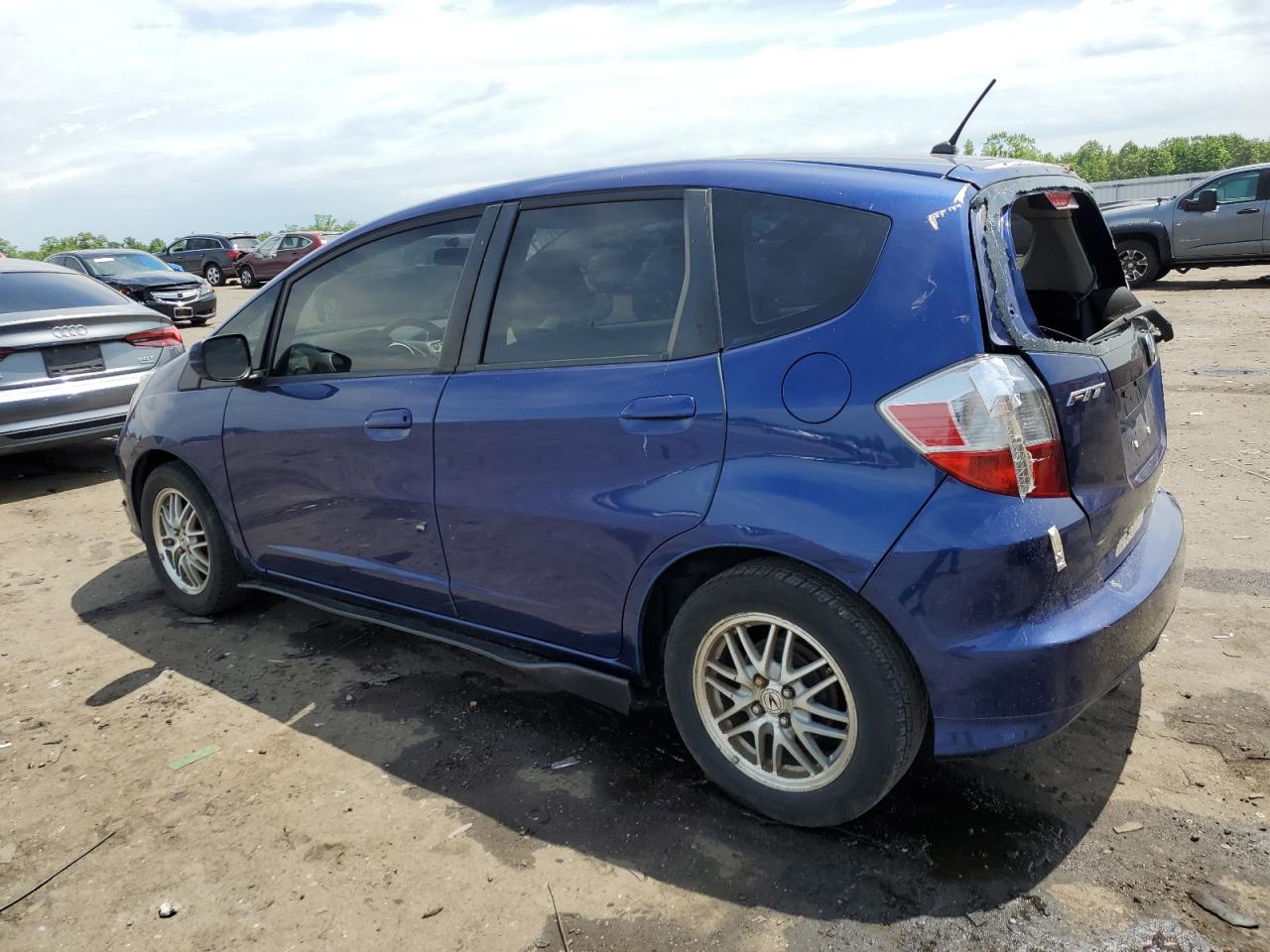 JHMGE8H35DC015061 2013 Honda Fit