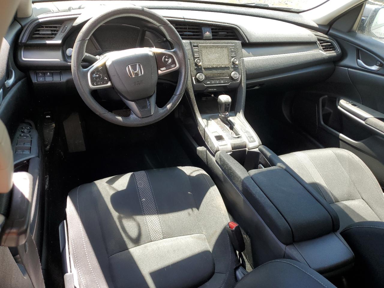 19XFC2F67KE212249 2019 Honda Civic Lx