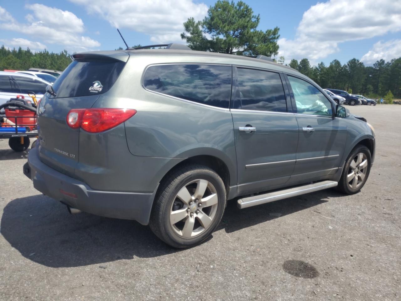 1GNKRLED4BJ150791 2011 Chevrolet Traverse Ltz