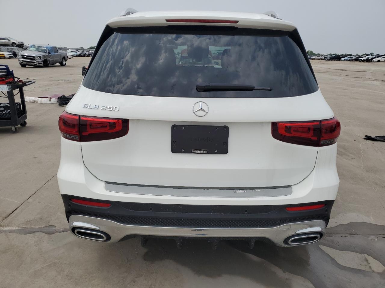 W1N4M4GB4NW183663 2022 Mercedes-Benz Glb 250