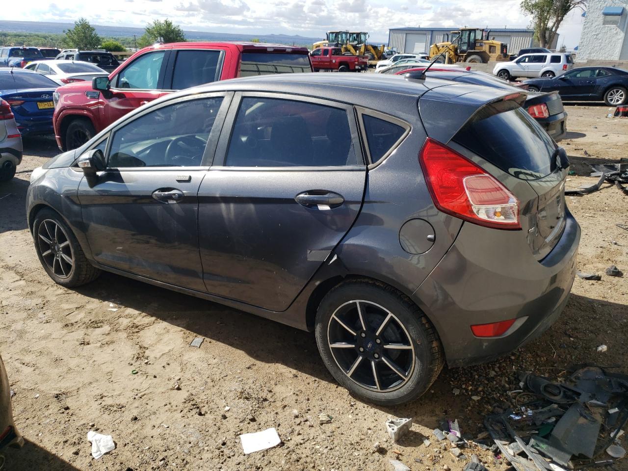 2015 Ford Fiesta Se vin: 3FADP4EJ2FM135899