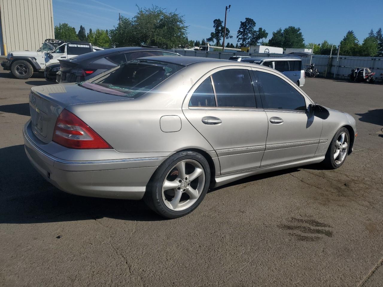 WDBRF52H26F821921 2006 Mercedes-Benz C 230