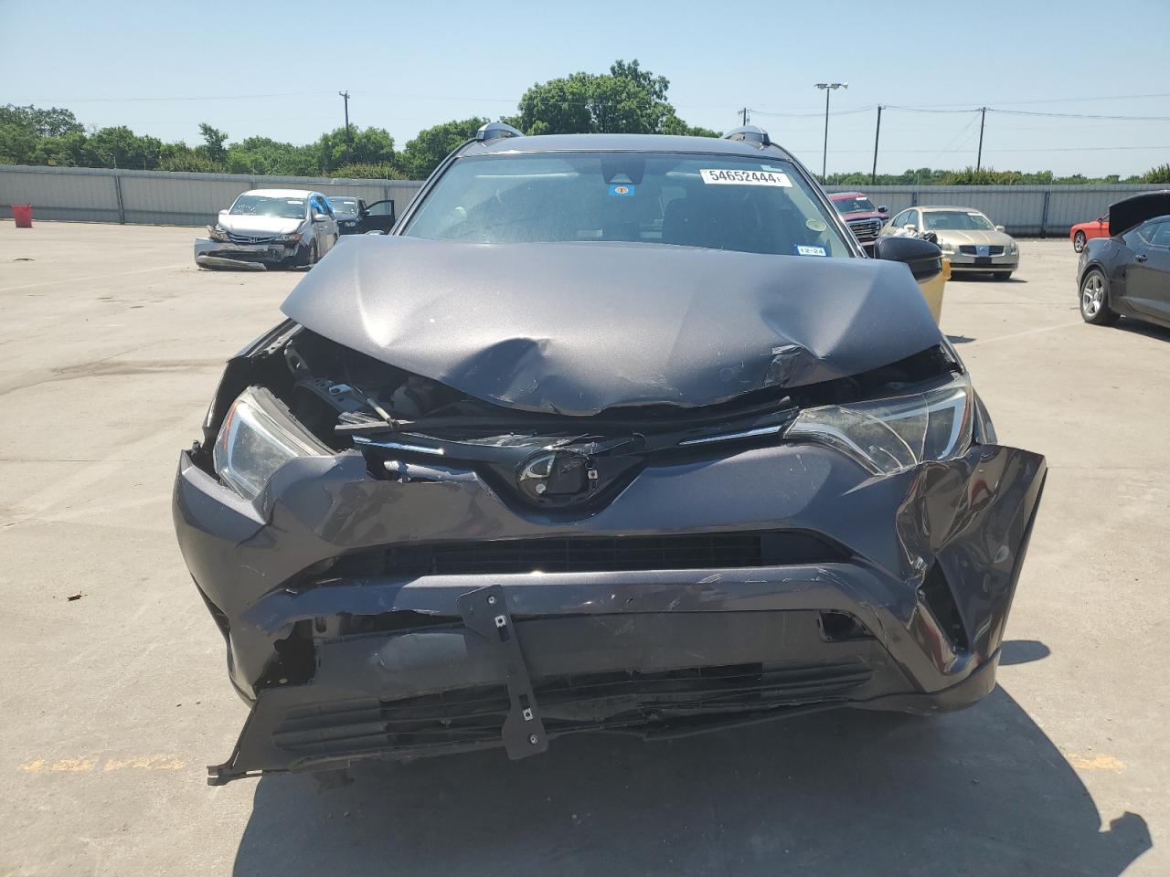 JTMZFREVXHJ123499 2017 Toyota Rav4 Le