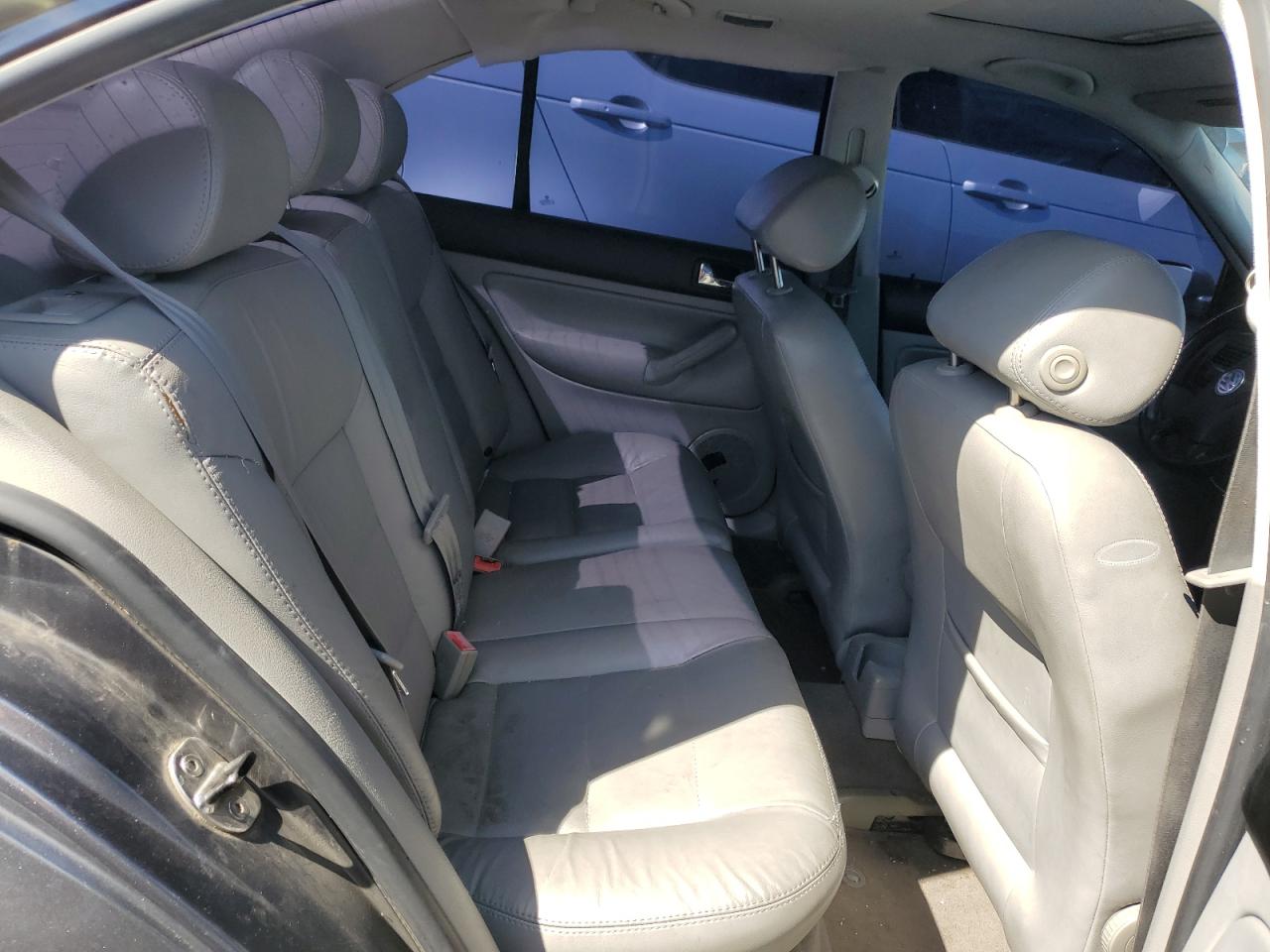 3VWSE69M34M110737 2004 Volkswagen Jetta Gls