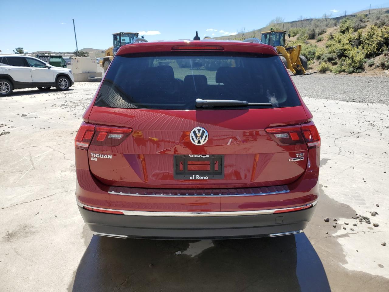 3VV2B7AX5JM094237 2018 Volkswagen Tiguan Se