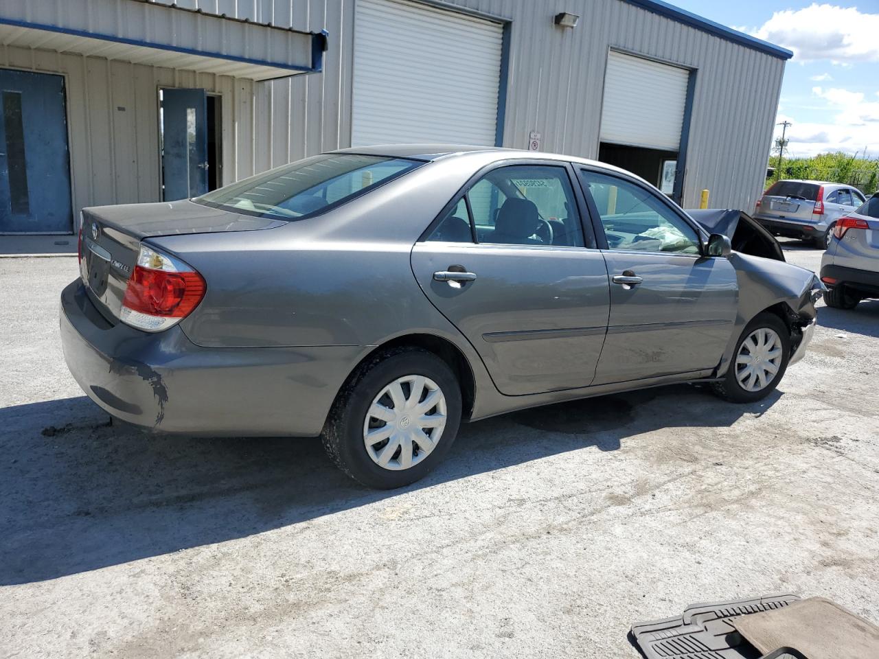 4T1BE32K25U637896 2005 Toyota Camry Le