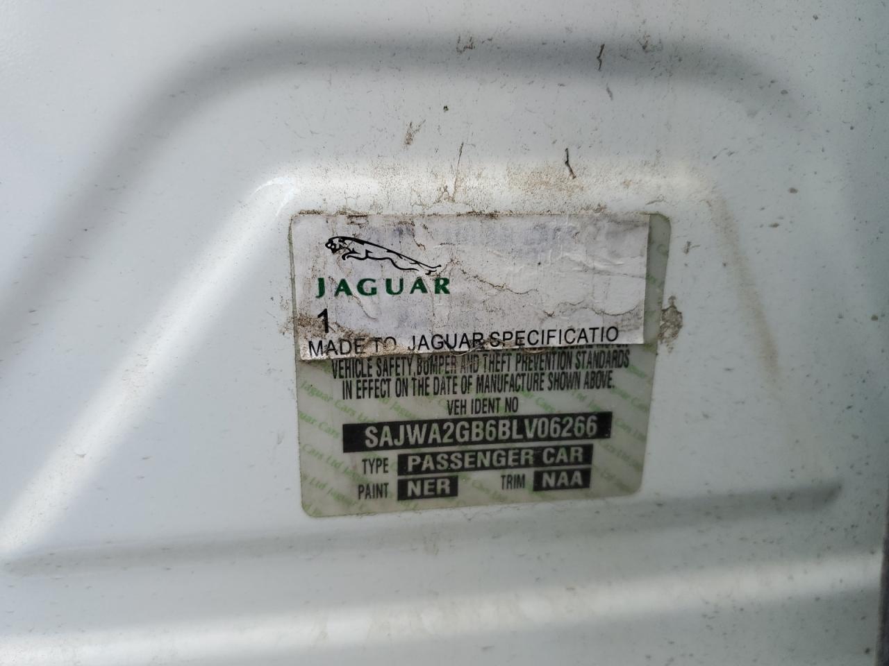 SAJWA2GB6BLV06266 2011 Jaguar Xjl