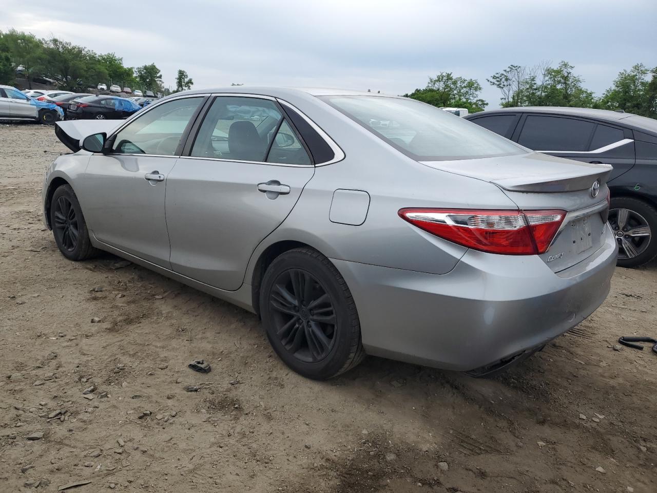 4T1BF1FK0GU141509 2016 Toyota Camry Le